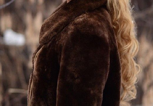 Как почистить светлую мутоновую шубу