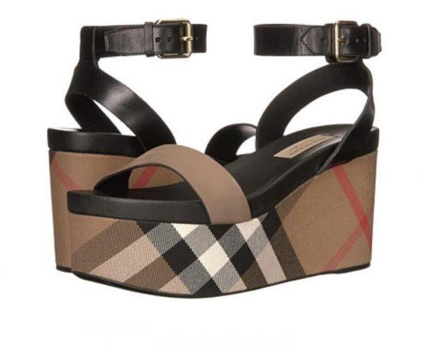 Модные туфли на танкетке