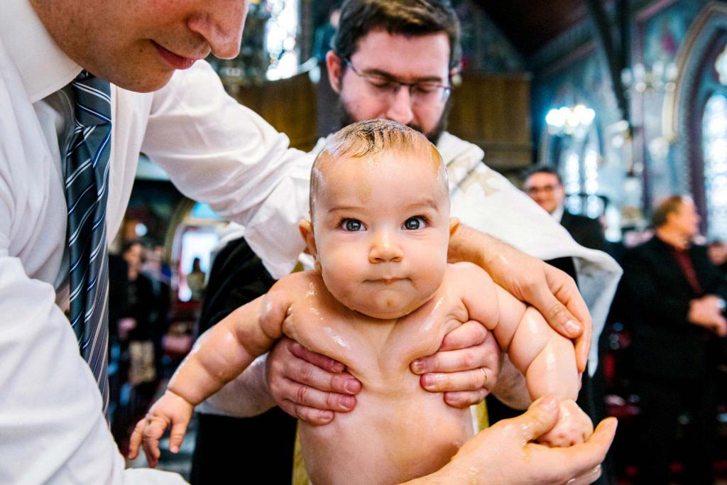 Крестины младенца