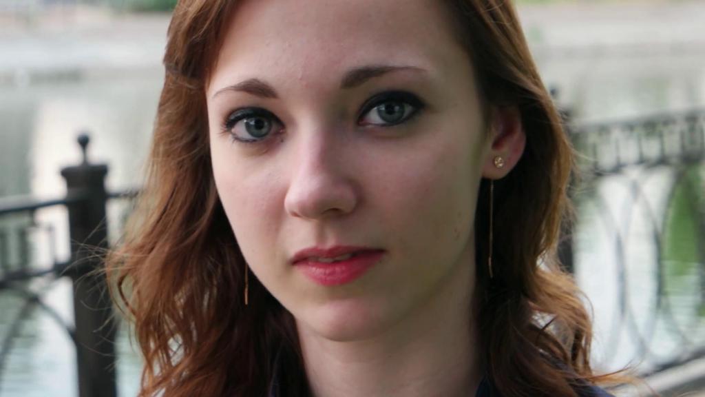 девушка дина